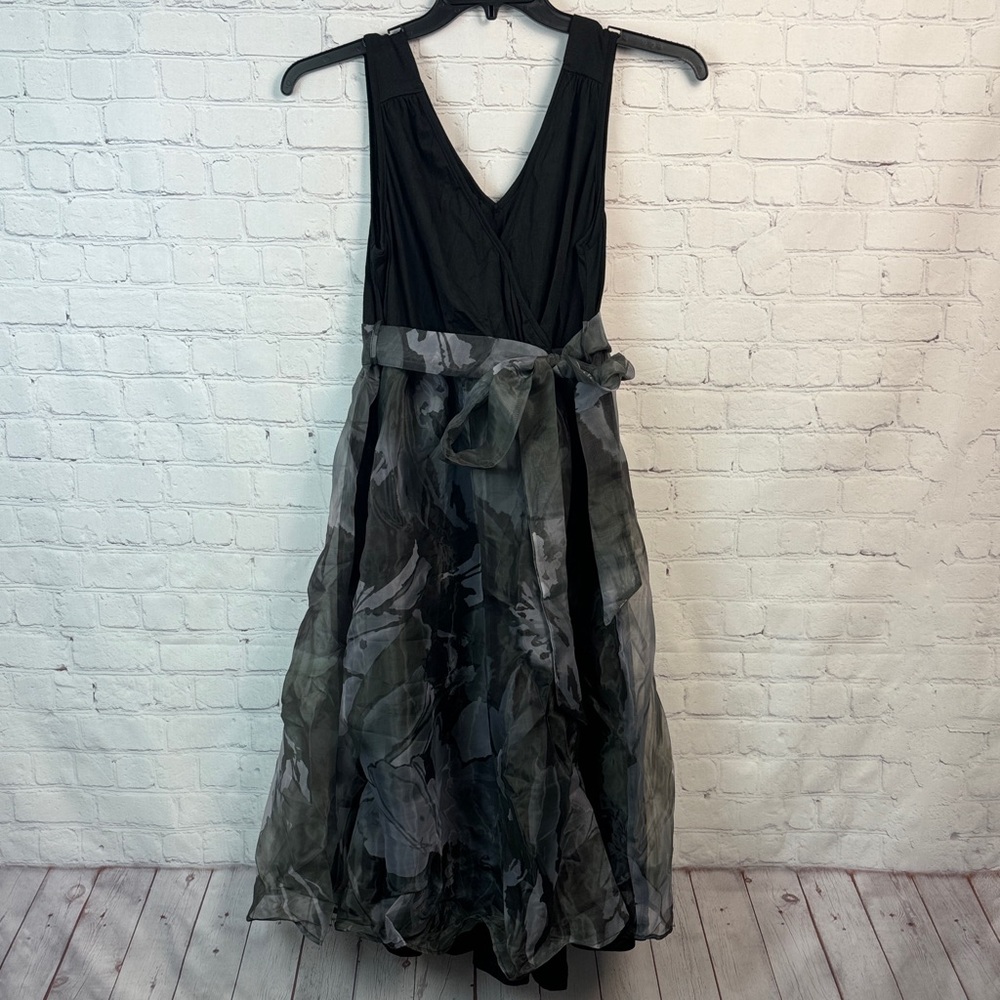 BloomChic Black and Gray Midi Dress Size Large 12 - Picture 2 of 6